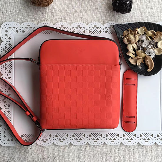 Louis Vuitton Damier Infini Leather District Pochette Red N23355