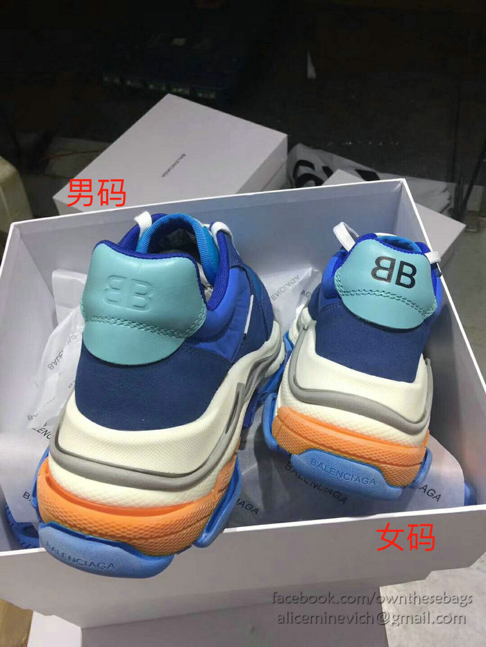 Balenciaga Triple S Sneakers B811063F