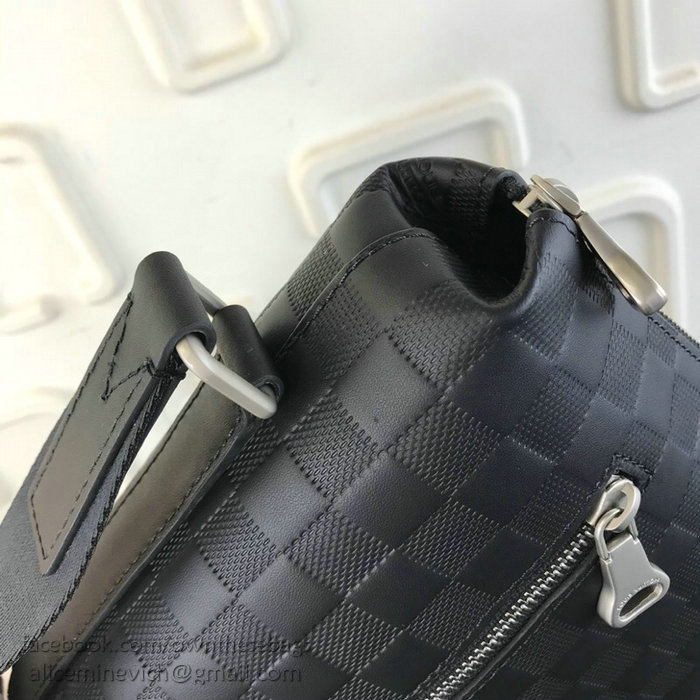 Louis Vuitton Damier Infini Leather Discovery Messenger PM N42416