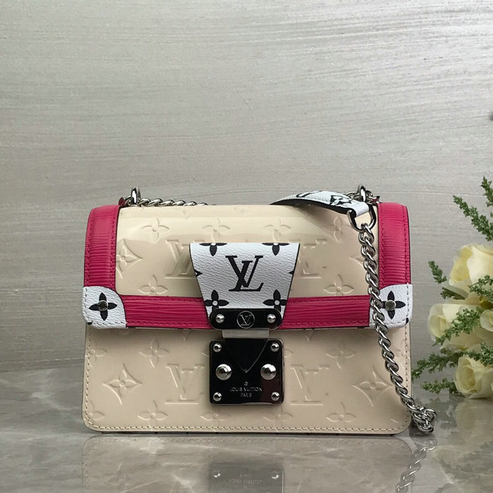 Louis Vuitton Monogram Vernis LV Wynwood Creme M90442
