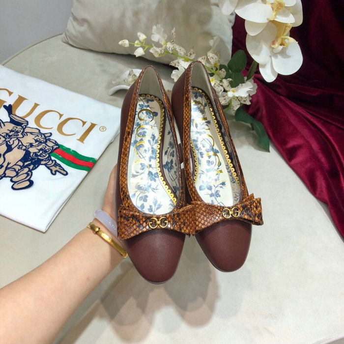 Gucci Leather ballet flat with Web bow 512464C