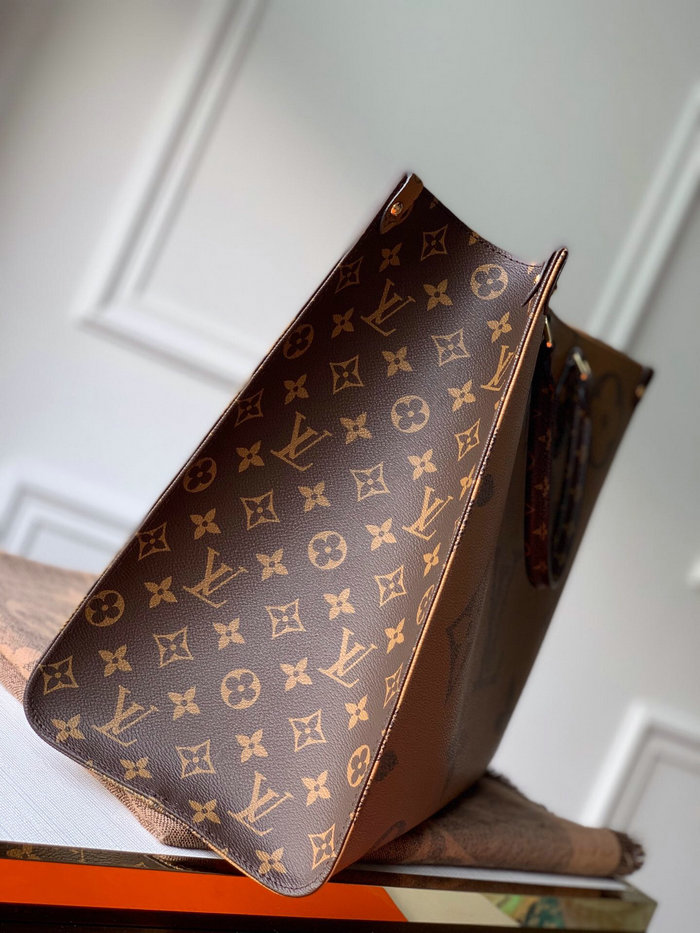 Louis Vuitton Monogram Canvas Onthego GM M44576