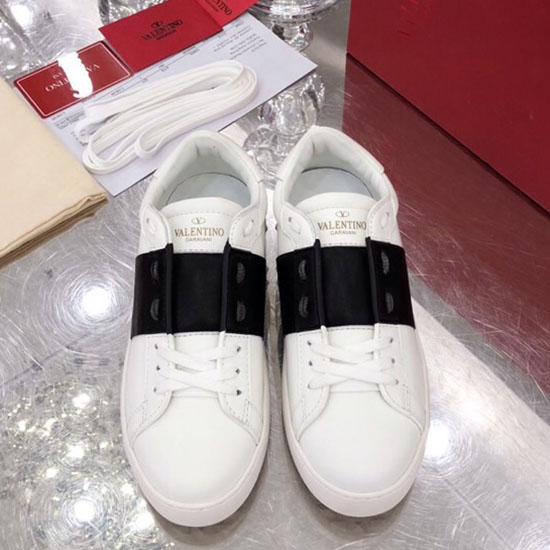 Valentino Garavani Leather Sneakers White VS19065