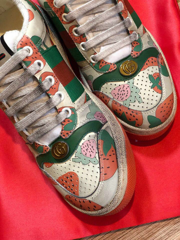 Women's Screener Gucci Strawberry Sneaker 570442