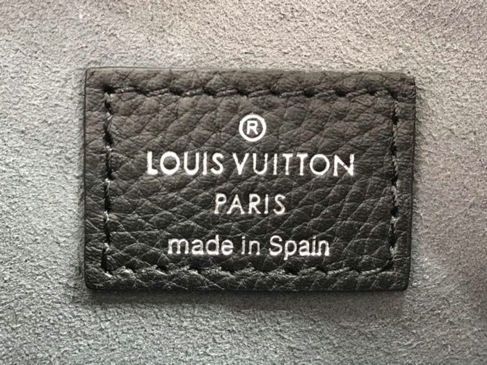 Louis Vuitton Beaubourg Hobo MM Noir M56084