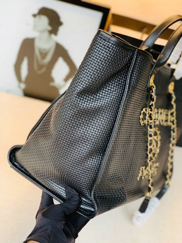 Chanel Calfskin Cabas Tote Bag Black A13103