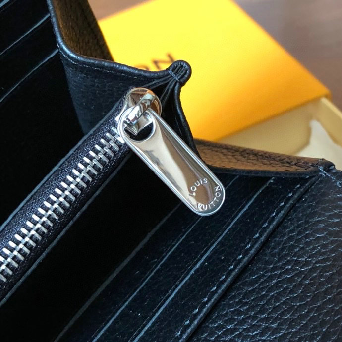 Louis Vuitton Mahina Leather Iris Wallet Black M60143