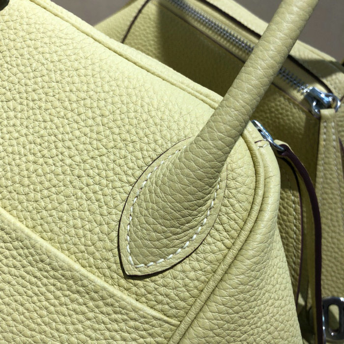 Hermes Togo Leather Lindy Bag HL263014