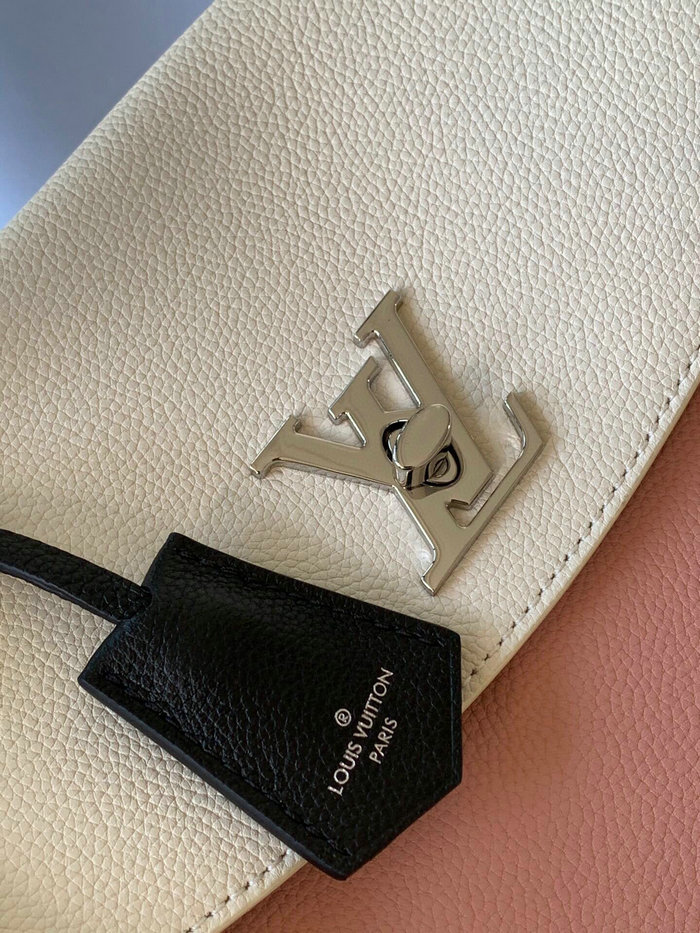 Louis Vuitton Soft Calfskin Lockme Ever Pink M52787