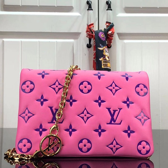 Louis Vuitton Pochette Coussin Pink M80742