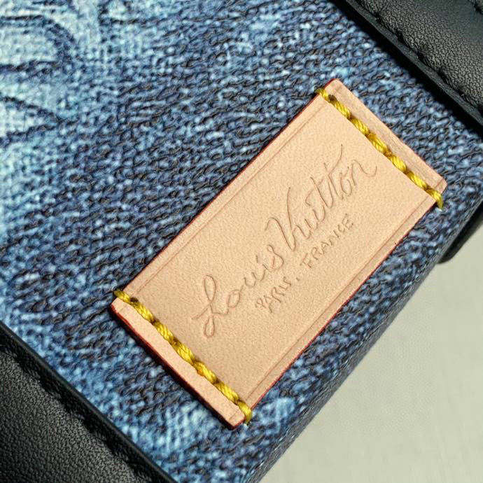 Louis Vuitton Trunk Slingbag Blue N50061