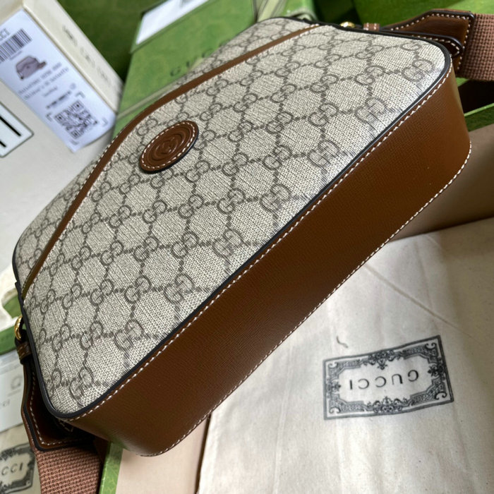 Gucci Messenger bag with Interlocking G 675891