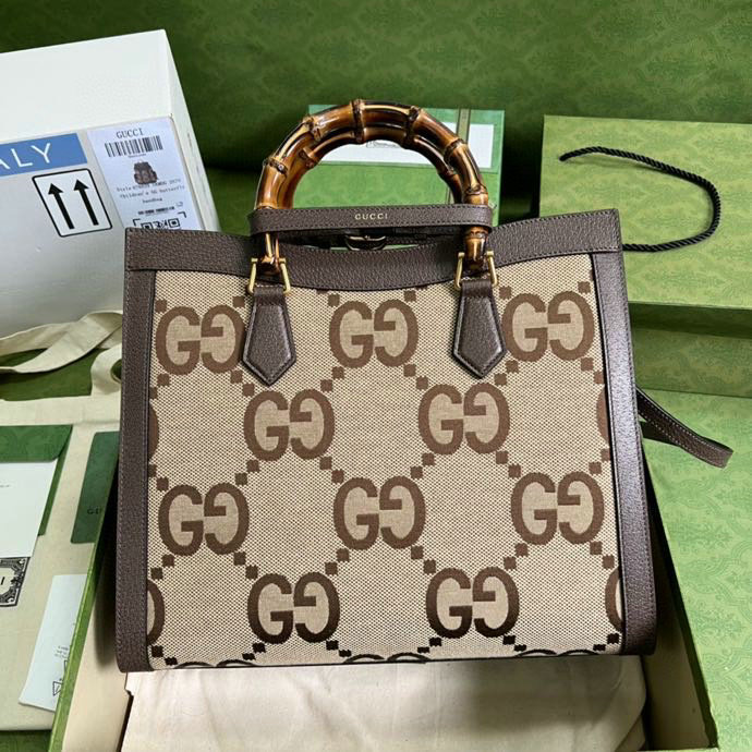 Gucci Diana Medium Tote Bag with jumbo GG 655658