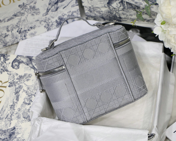 Dior Diortravel Vanity Case Grey DM9039