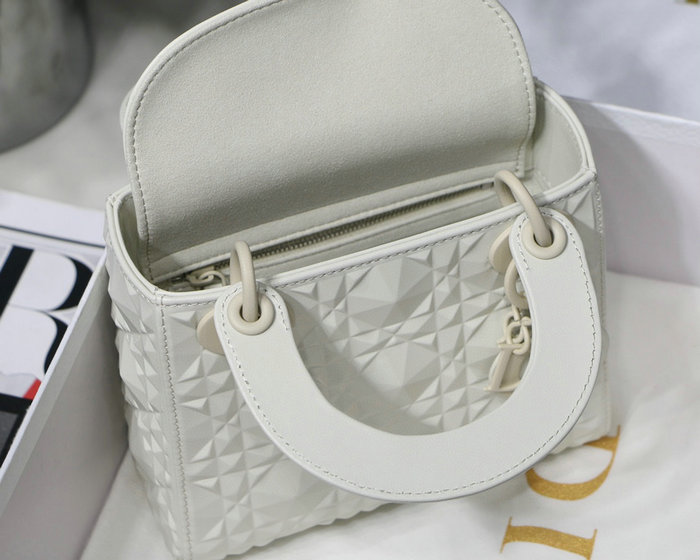 Mini Lady Dior Bag White DM6003
