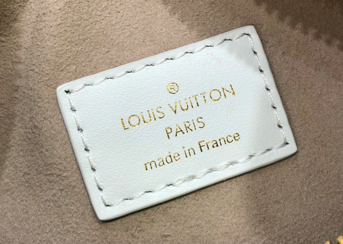 Louis Vuitton LOOP Yellow M81484