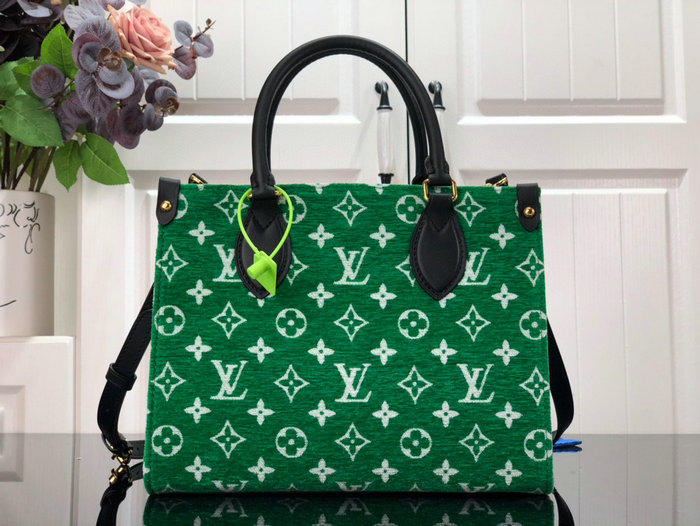 Louis Vuitton ONTHEGO PM Green M46216
