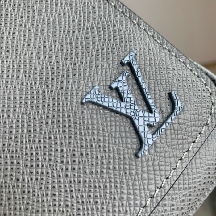 Louis Vuitton DISTRICT PM Grey M30861