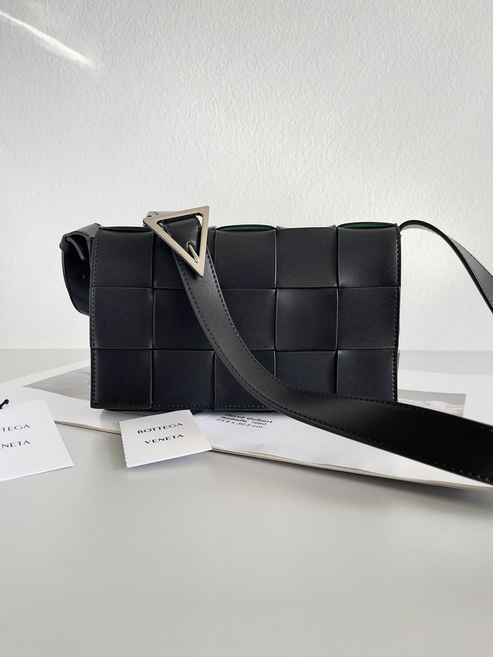 Bottega Veneta Cassette Shoulder Bag Black B578004
