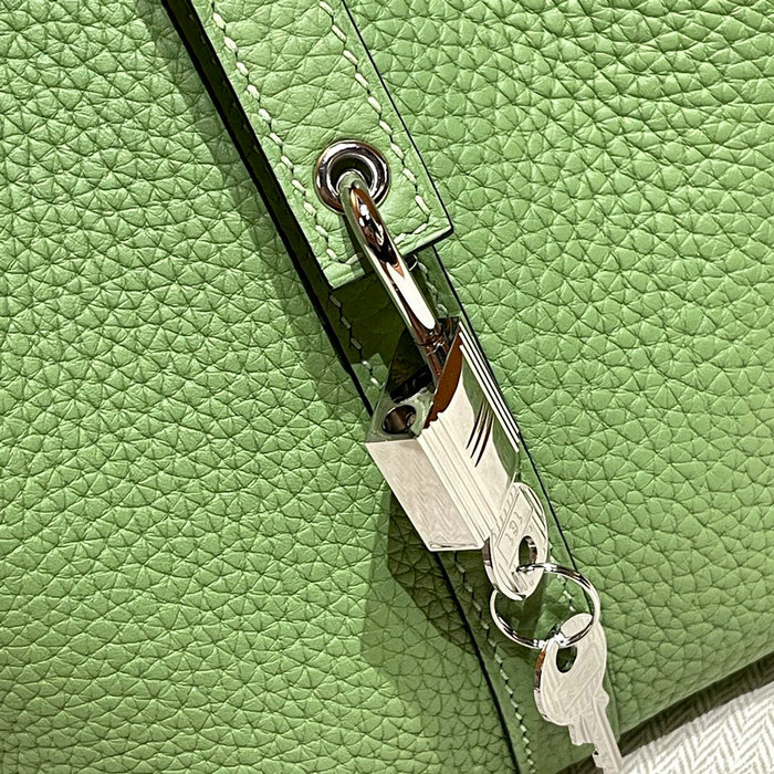 Hermes Picotin Lock 22 Tote Bag Vert Criquet H82301
