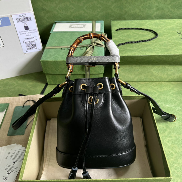 Gucci Diana Mini Bucket Bag Black 724667