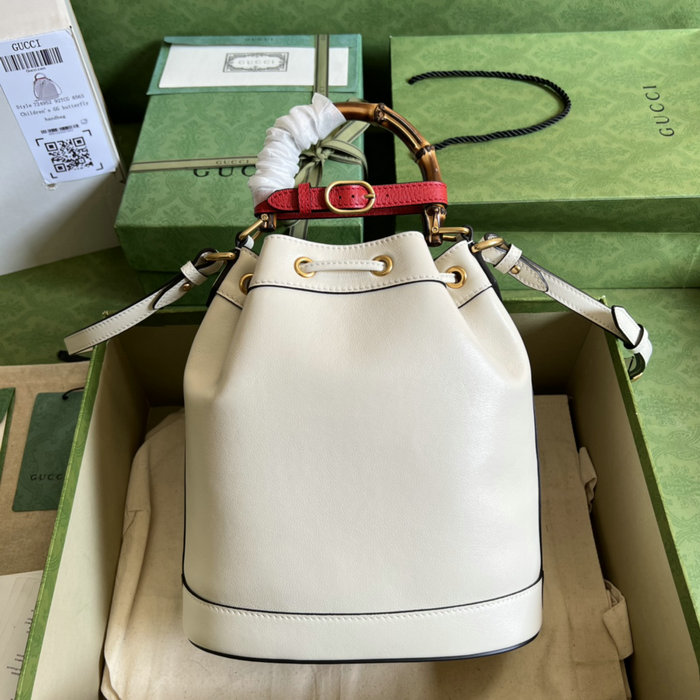 Gucci Diana Small Bucket Bag White 724652
