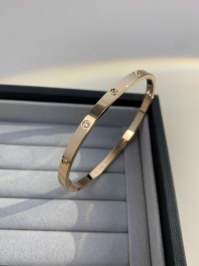 Cartier Bracelet CB04
