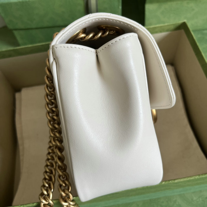 Gucci GG Marmont Matelasse mini shoulder bag White 739682