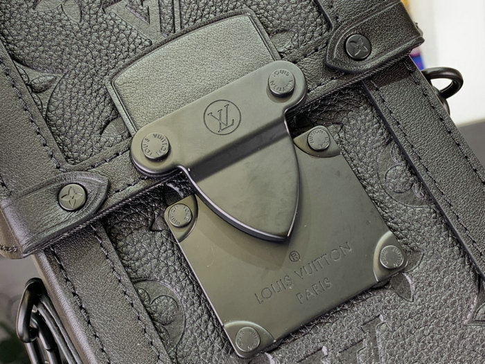 Louis Vuitton Leather Vertical Trunk Wearable Wallet M82077