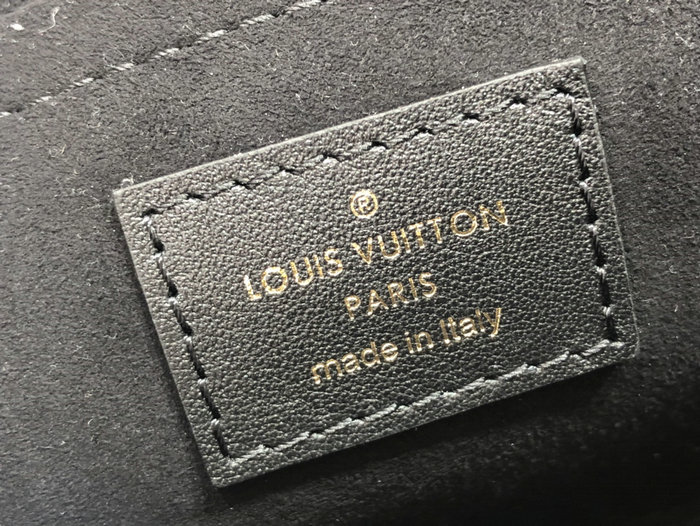 Louis Vuitton New Wave Chain Bag MM Black M58552