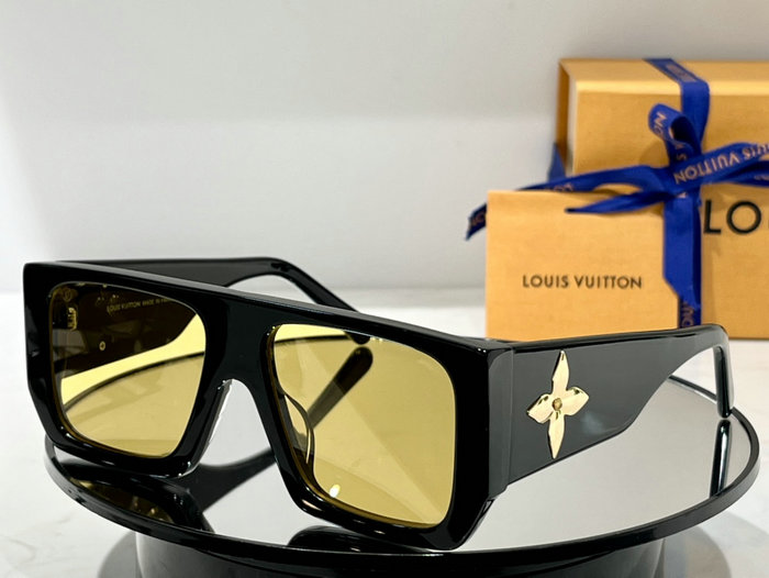 Louis Vuitton Sunglasses SZ2615W