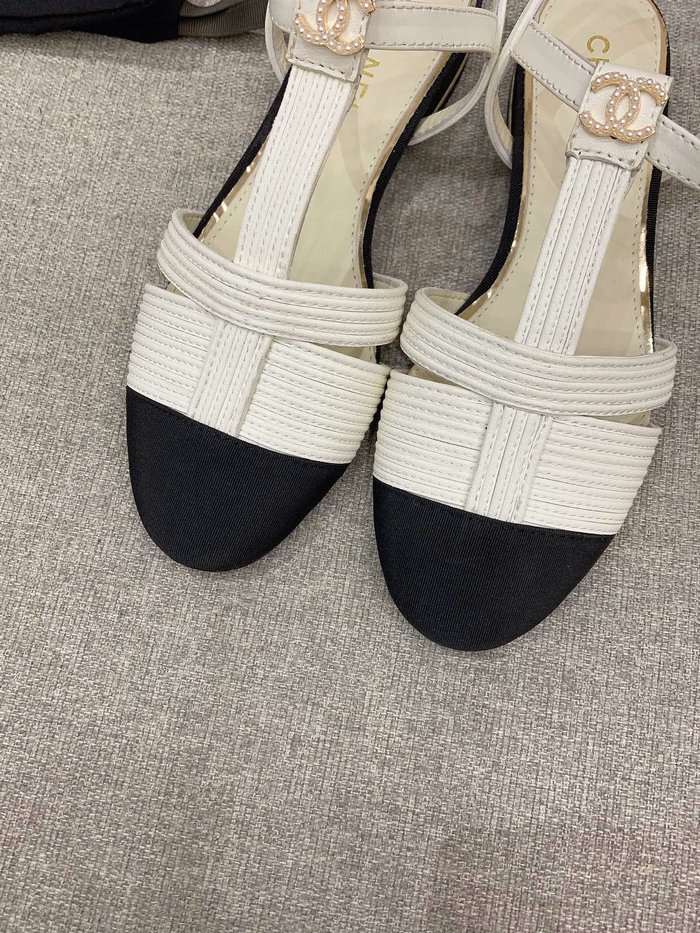 Chanel Sandals White CS03186