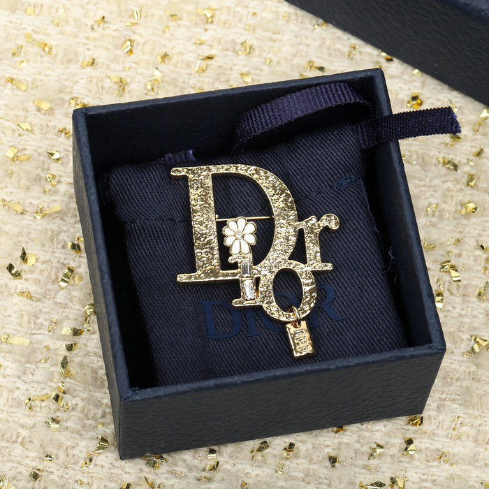 Dior Brooch DR01