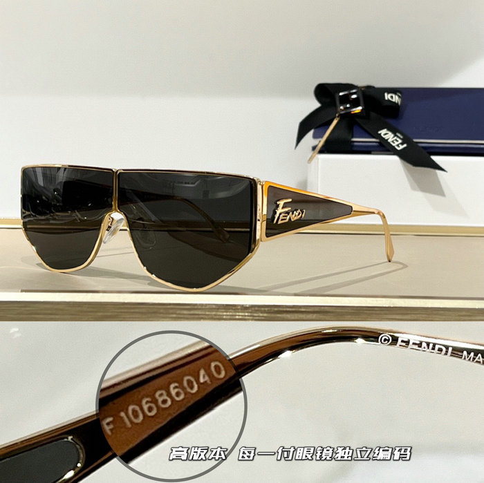 Fendi Sunglasses SM0093
