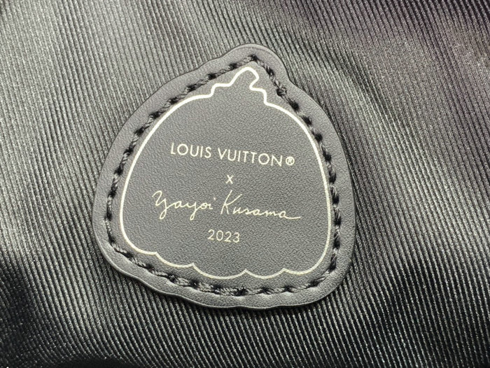 Louis Vuitton Keepall Bandouliere 25 M46437