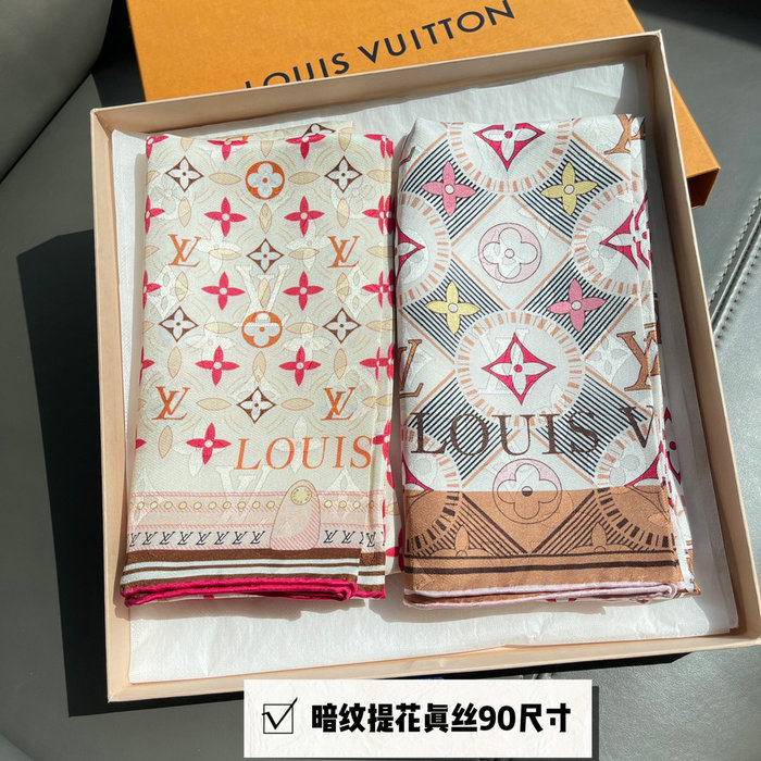 Louis Vuitton Silk Scarf LS2303