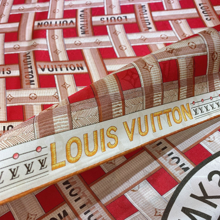 Louis Vuitton Silk Scarf LS2304