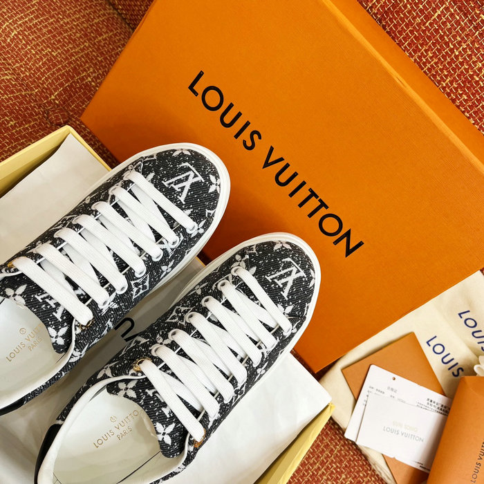 Louis Vuitton Sneakers LS04094