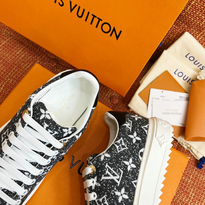 Louis Vuitton Sneakers LS04094