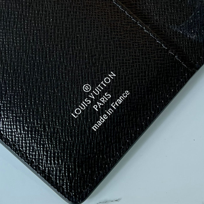Louis Vuitton Taiga Small Ring Agenda Cover R20005