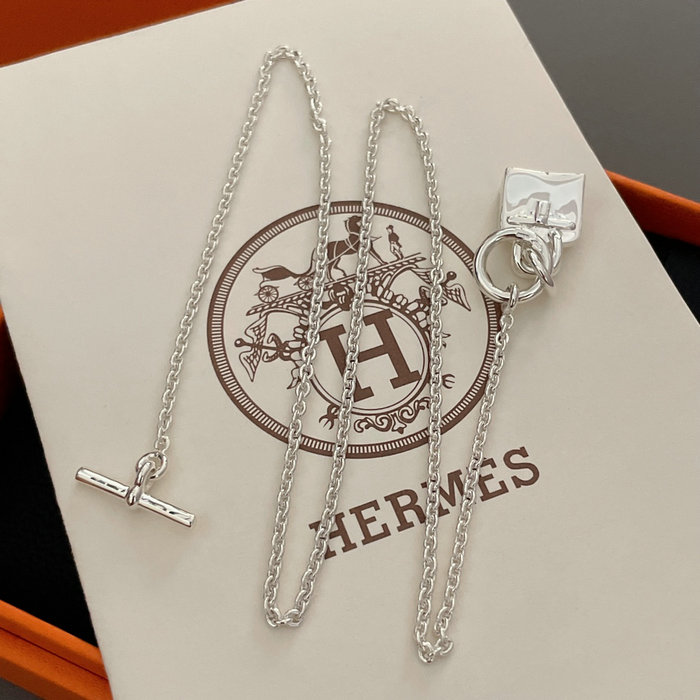 Hermes Necklace HN04171