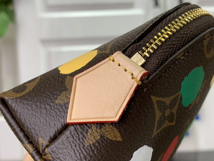 LV x YK Cosmetic Pouch M81895