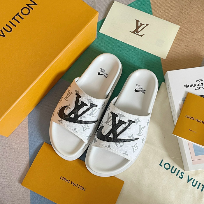 Louis Vuitton Slides SNL042705