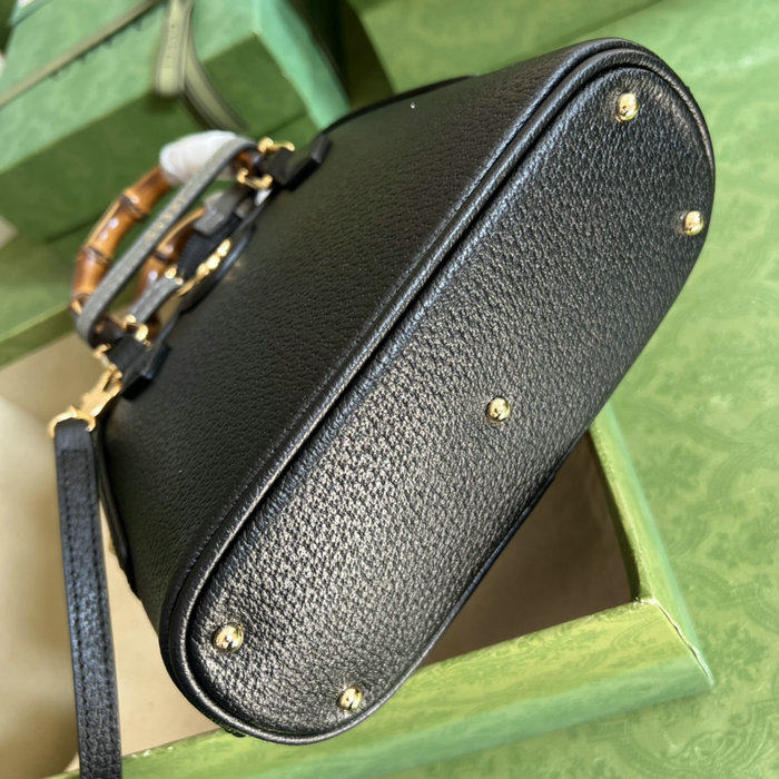 Gucci Diana mini tote bag Black 715775