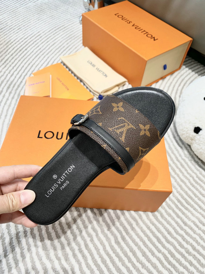 Louis Vuitton Slippers SNL051201