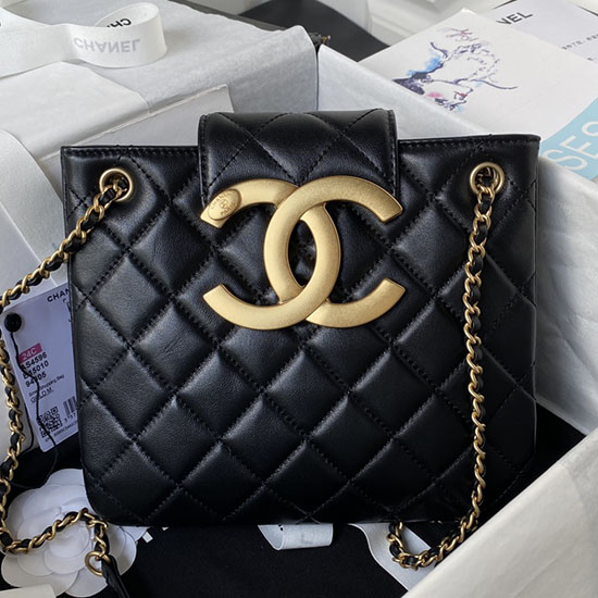 Chanel Lambskin Messenger Bag Black AS4596
