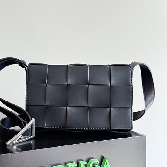 Bottega Veneta Cassette Blue 708768 Bottega Veneta Cassette Blue 708768