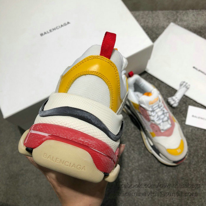 Balenciaga Triple S Sneakers B811061F