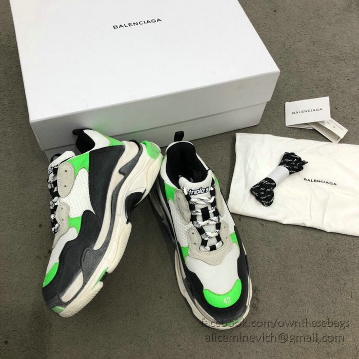 Balenciaga Triple S Sneakers B811061H