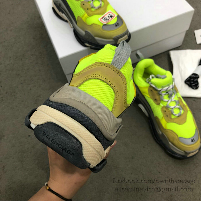 Balenciaga Triple S Sneakers B811061K